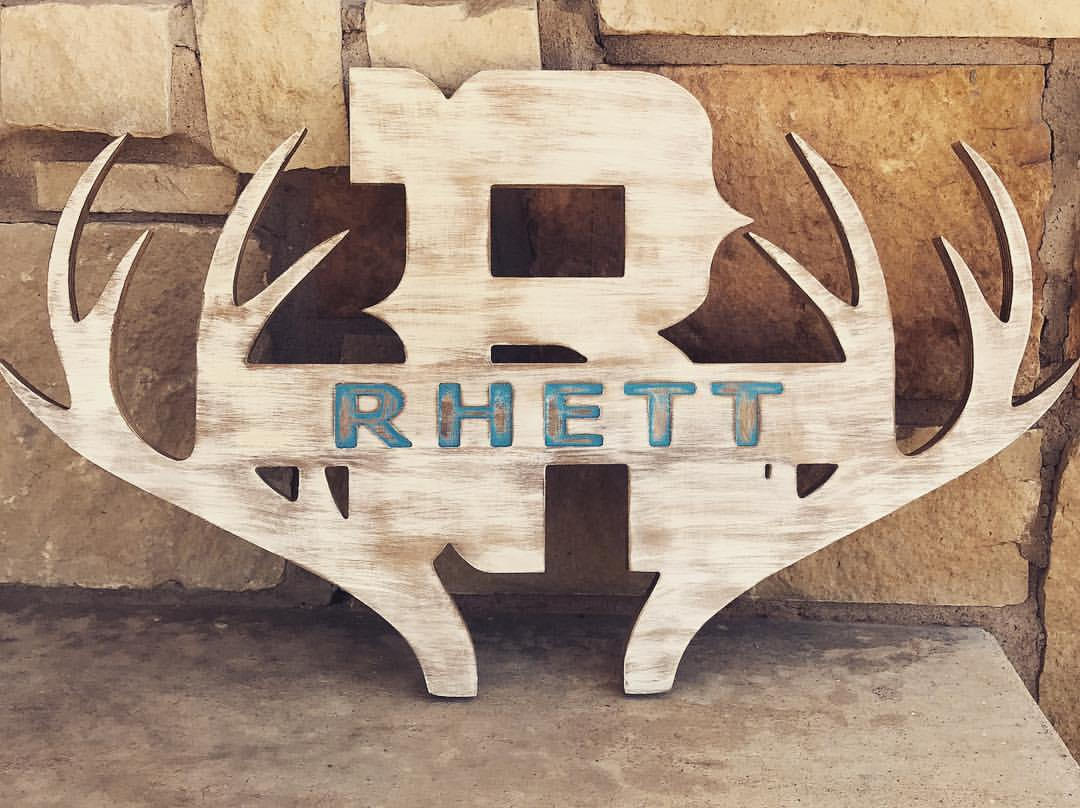 RHETT - Rustic antler name sign
